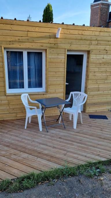 Studio En Rez De Jardin Avec Terrasse Privee - Le Petit Chateau Avesnois - Tv - Wifi - Logement Complet Avesnes-sur-Helpe Экстерьер фото
